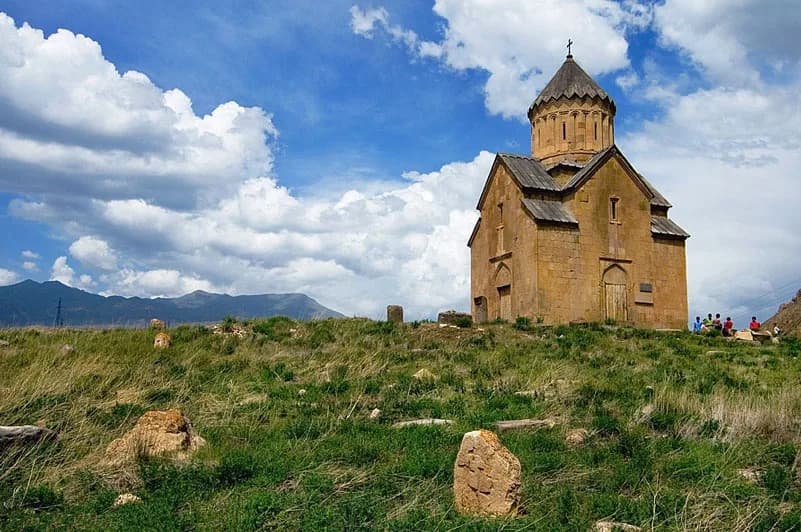 Areni Holy Mother of God — Vigen Hakhverdyan, CC BY-SA 3.0. https://commons.wikimedia.org/wiki/File:Areni_church.jpg