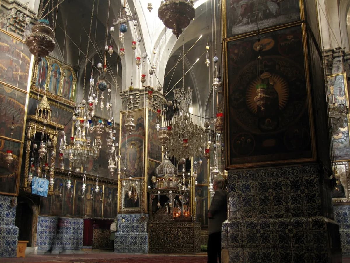 Cathedral of Saint James, Jerusalem — Claudius Prößer, CC BY 2.0 (https://creativecommons.org/licenses/by/2.0/). https://commons.wikimedia.org/wiki/File:Inside_Saint_James_Cathedral_in_the_Armenian_Quarter_of_Jerusalem.jpg