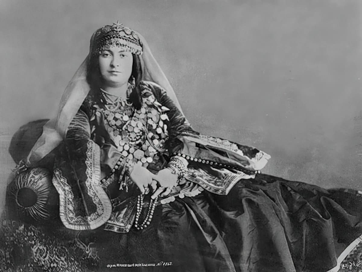 Armenian woman from Shamakhi, 1897. Digitally enhanced version of a photograph by F. Orden.