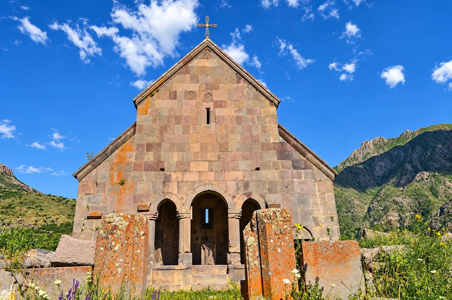 Zorats Church