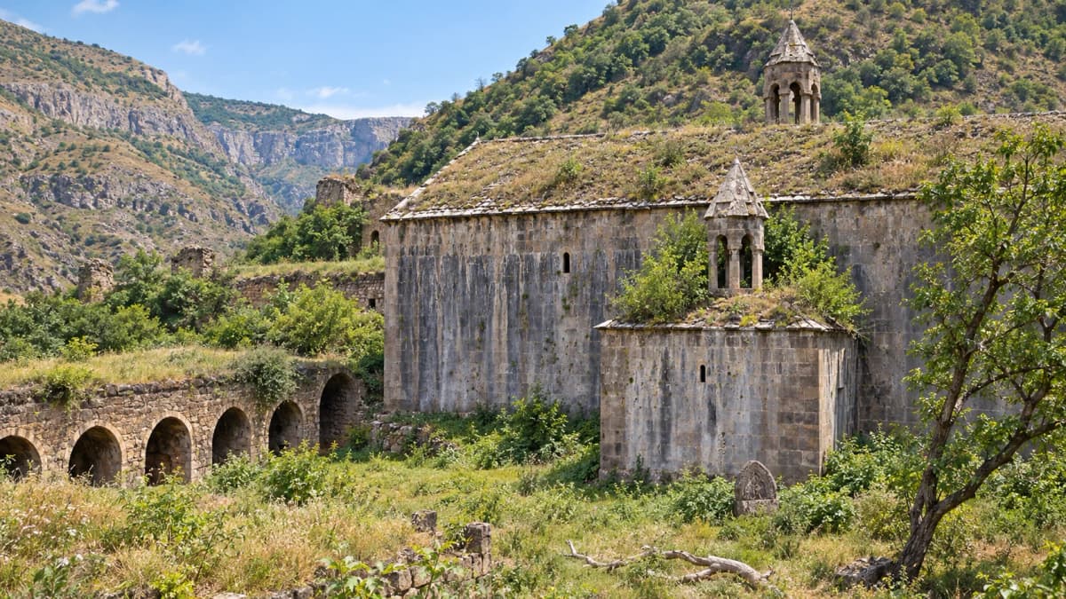 THE GREAT HERMITAGE OF TATEV